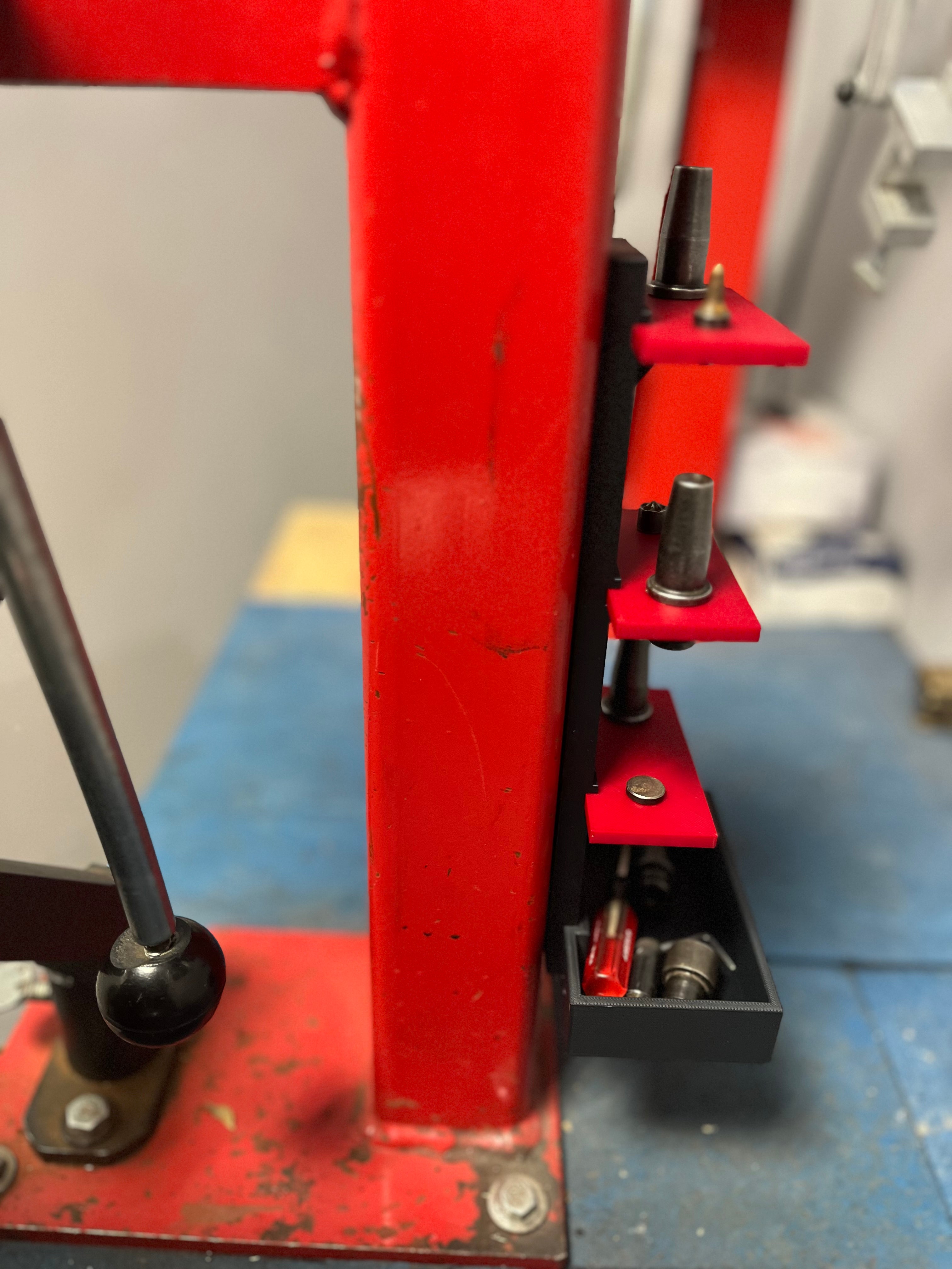 Magnetic Skate Rivet Die Organizer